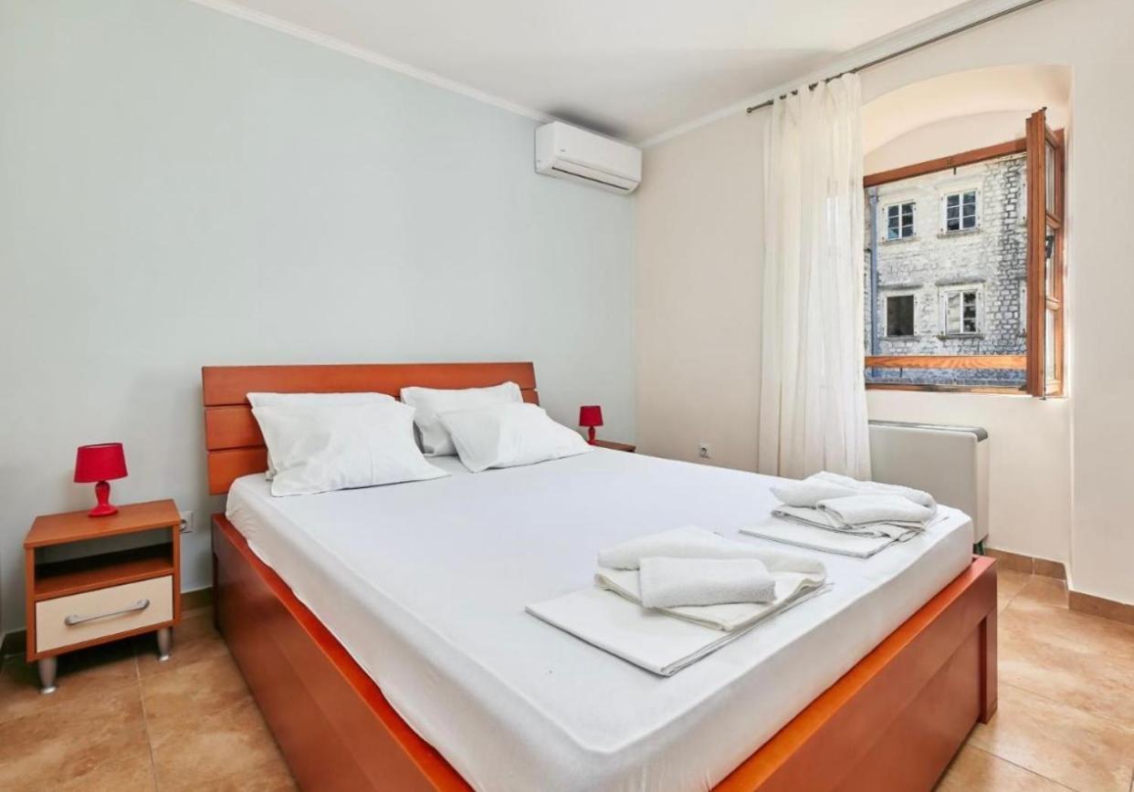 Apartments Barba Kotor Kültér fotó