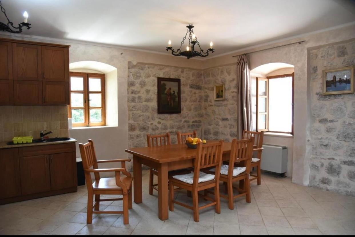 Apartments Barba Kotor Kültér fotó
